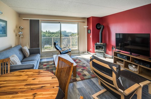Gearhart Condo | G603 First Floor 1 Bedroom Upgraded unit No cleaning fees