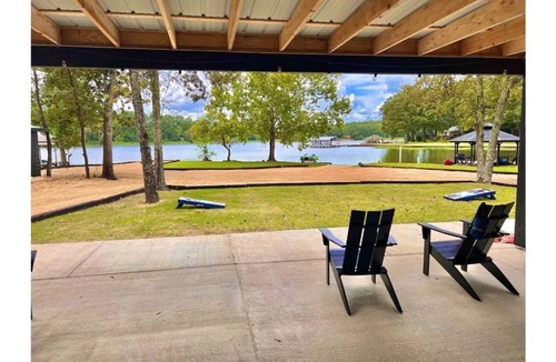 Wetumpka House | Game Day Suites on Jordan