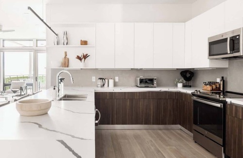Jefferson Park Condo | Gameday Oasis | Private Balcony | Jefferson Park