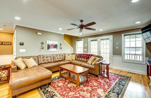 Milledgeville House | Georgia Home on Lake Sinclair with Private Dock
