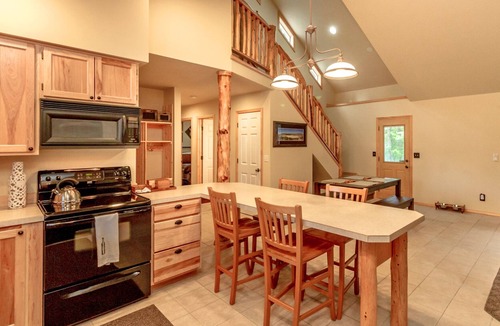 Ronald House | Get Specials at Owen's Outpost! The BEST Value w/Summer Pool Access
