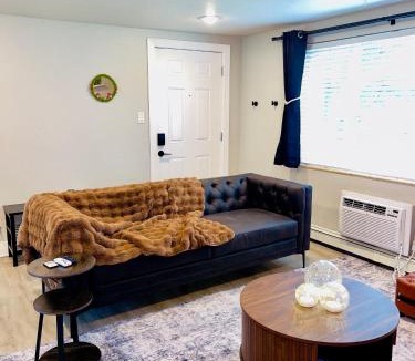 Eiber Apartment | Getaway Spot Close To Red Rocks, Denver & Mtns