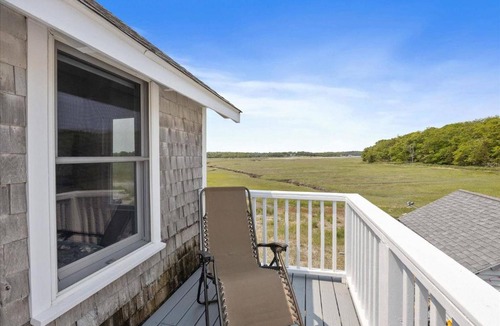 Minot House | Glades Manor: Minot Beach Scituate