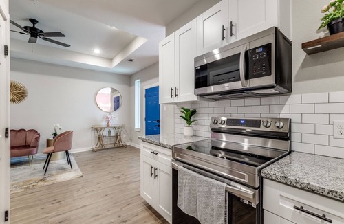 Barker House | Glam luxury lifestyle within Houston!