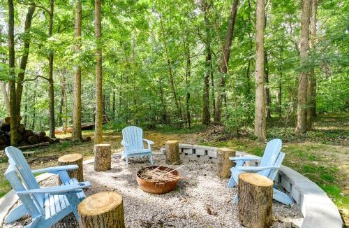 Glasgow House | Glasgow Getaway with Patio, Fireplace and Grill!