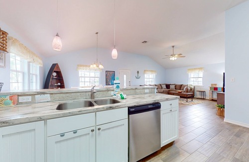 Leeward Sands House | Golf Cart Access, Pet Friendly, Parking for 4
