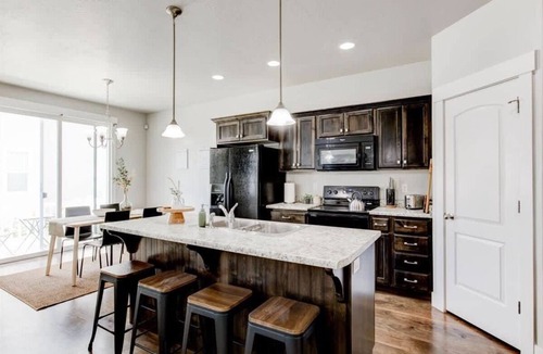 Sunset Heights House | Golf Course Close By, Minutes from UVU/BYU