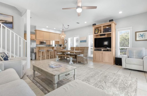 Seacrest House | Good Life At The C - Seacrest home with carriage house private pool 4 bikes!
