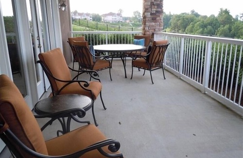 Lancaster Condo | Gorgeous Lake front view of Center Hill Lake Cove Hollow