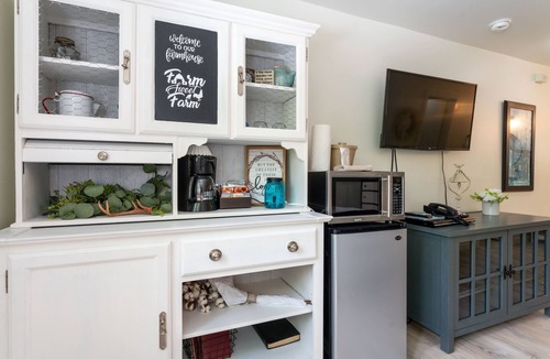 Chelan Condo | Grandview #308 - Third floor condo (no view).