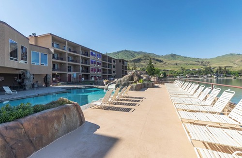 Chelan Condo | Grandview #308 - Third floor condo (no view).