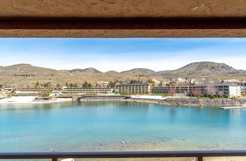 Chelan Condo | Grandview 634 Waterfront condo on Lake Chelan