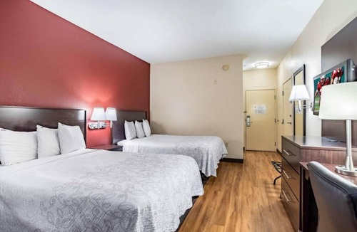 Downtown San Antonio Hotel | Great Deal! Pet Friendly Property, Minutes to Freeman Coliseum and AT&T Center!