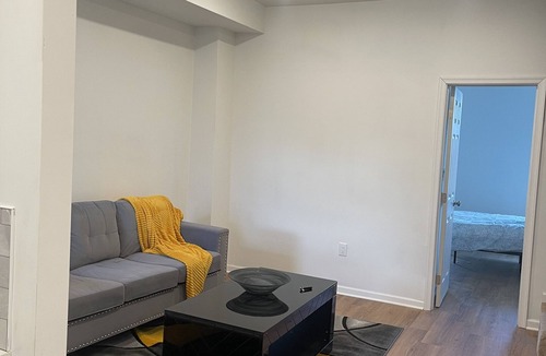 North Philadelphia West Apartment | Great space for 8 in the Heart of the city
