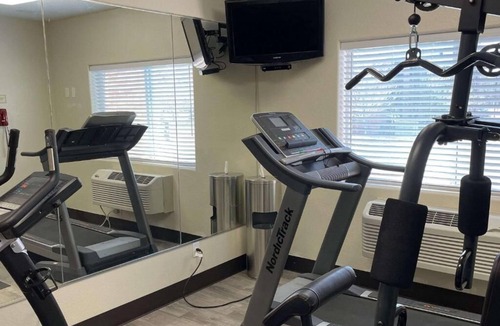 South Westminster Apartment | Great value hotel between Denver and Boulder