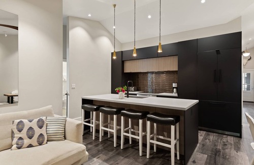 Aspen Condo | Guest Favorites at 10% Off! Stay 3 nights through Nov