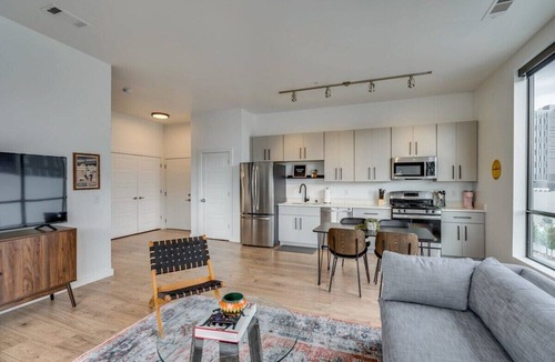 The Gulch Condo | Gulch Apt: Pet-Friendly Home with Gym, Garage
