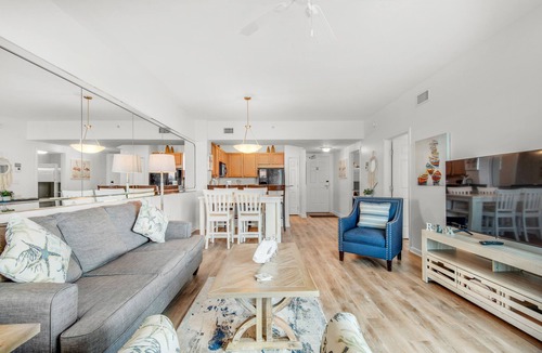 Fort Walton Beach - Destin Condo | 🌞Gulf View~HUGE Lagoon Pool~Whirlpool~Palms Resort #21204 Jr 2BR