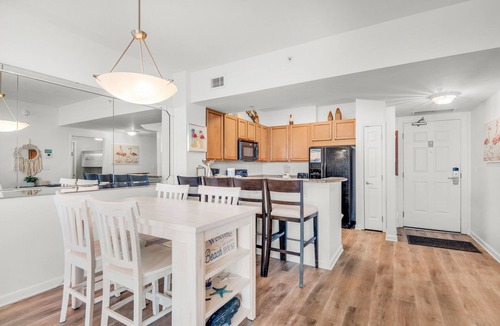 Fort Walton Beach - Destin Condo | 🌞Gulf View~HUGE Lagoon Pool~Whirlpool~Palms Resort #21204 Jr 2BR