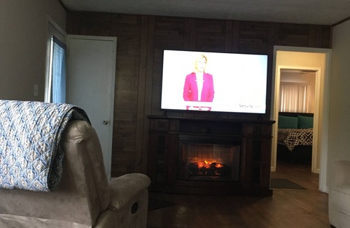 Bluewell House | Hafield McCoy trail house sleeps 14