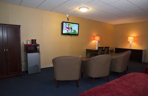 Hampton Falls Hotel | Hampton Falls Inn