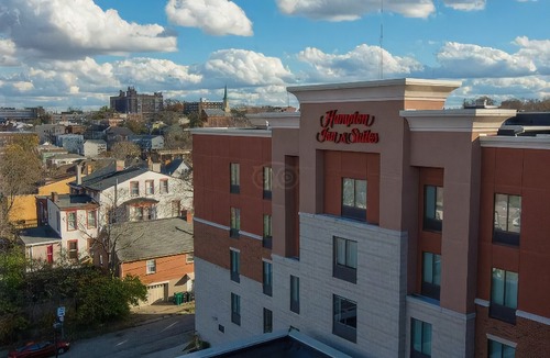Corryville Hotel | Hampton Inn & Suites Cincinnati / Uptown - University Area