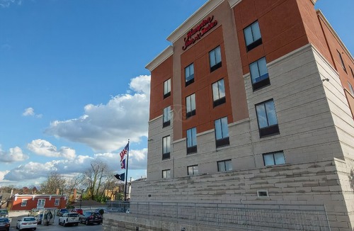 Corryville Hotel | Hampton Inn & Suites Cincinnati / Uptown - University Area