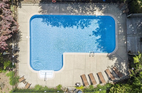 Wolf Laurel House | Hatley Pointe and Wolf Laurel Resorts-App Trail access-Views-Pool-Ski-Hike-Dine