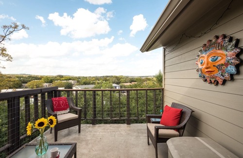 Barton Hills Condo | Heart House: View, king bed; .33 mi to Barton Springs/Zilker Park, @2 mi to DT!