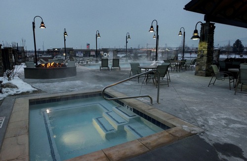 Midvale Apartment | Heated Pool & Hot Tub + Free Breakfast Buffet. Great Location! Close to Jordan Landing