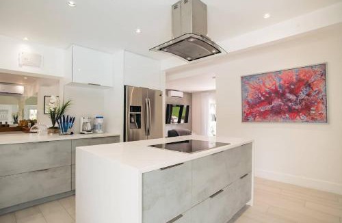 Harbor Beach House | Heated Saltwater Pool Beach Location NYC Art