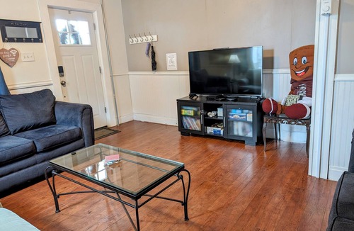 Campbelltown House | Hershey happiness less than 5 miles to the park!