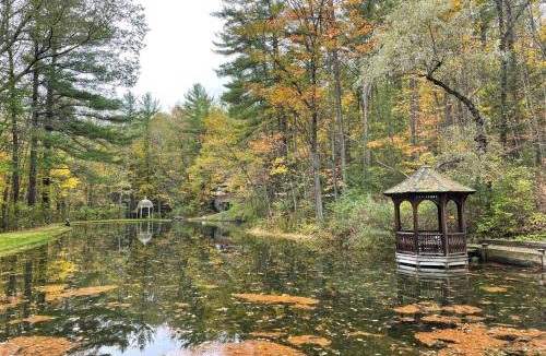 Bath House | Hidden Haven