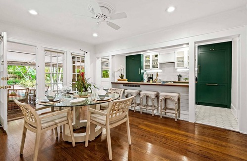 Victoria Park House | Hideaway Summary: Thi