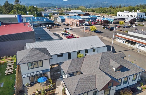 Tillamook House | High end home in downtown Tillamook