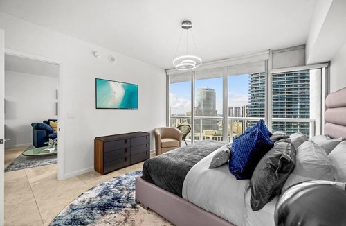 Downtown Miami Apartment | High Rise Luxury Ocean View Unit W Brickell