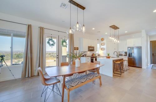 Rimrock House | Hikers Retreat with Furnished Patio in Rimrock!