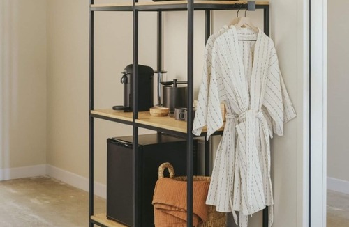 East Bank Hotel | Hip & Modern Stay with Rooftop Lounges, Prime Location & City Views