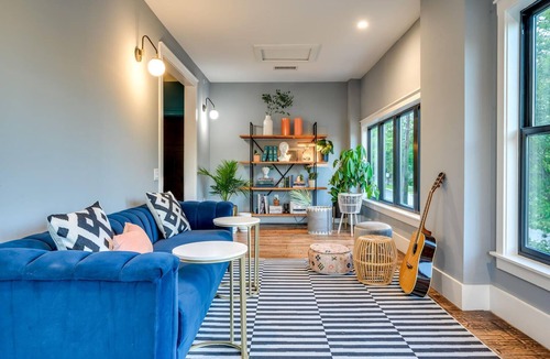 West End House | Historic Austin B&B: 4 Unique Suites, Sleeps 15!