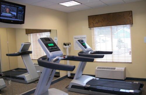 Cortland Hotel | Holiday Inn Express - Cortland by IHG