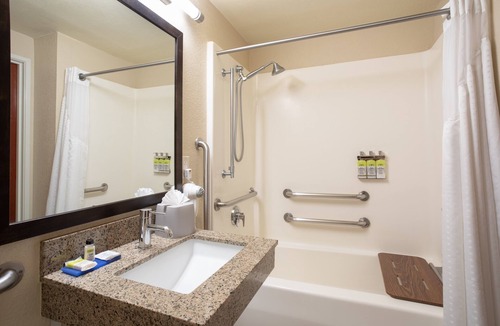 Ken Caryl Hotel | Holiday Inn Express & Suites Denver SW-Littleton by IHG