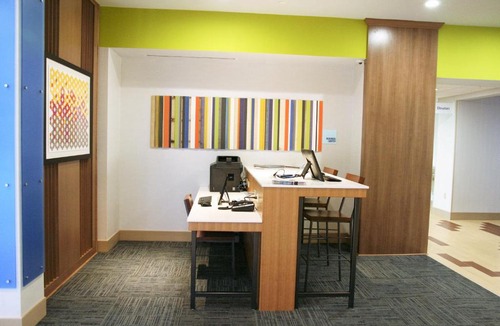 Clarion Hotel | Holiday Inn Express & Suites Clarion by IHG