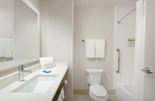 Tullahoma Hotel | Holiday Inn Express - Tullahoma by IHG