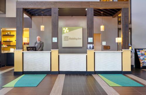 Morgantown Hotel | Holiday Inn Morgantown - Reading Area by IHG