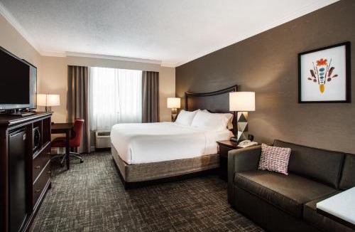 Lake George Resort | Holiday Inn Resort Lake George by IHG