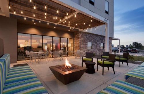 Westridge Hotel | Home2 Suites by Hilton Denver Highlands Ranch