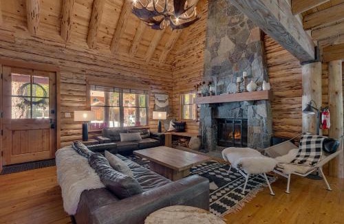 Tahoma House | Hooga House on the West Shore - Stunning Log Cabin w Private Hot Tub - Pet Friendly!