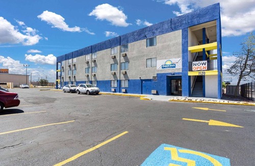 Northeast Heights Hotel | Hotel ∙ 4 guests