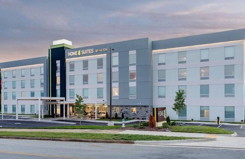 Johnson City Hotel | Hotel ∙ 8 guests