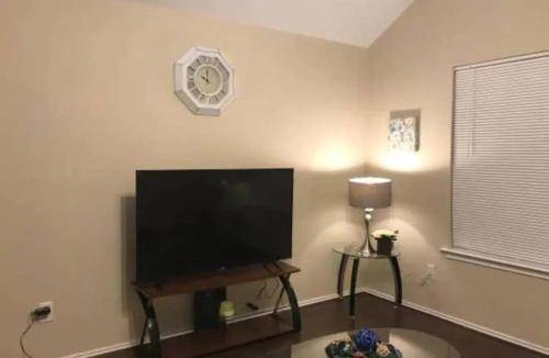 College Park House | House ∙ 3 bedrooms ∙ 11 guests